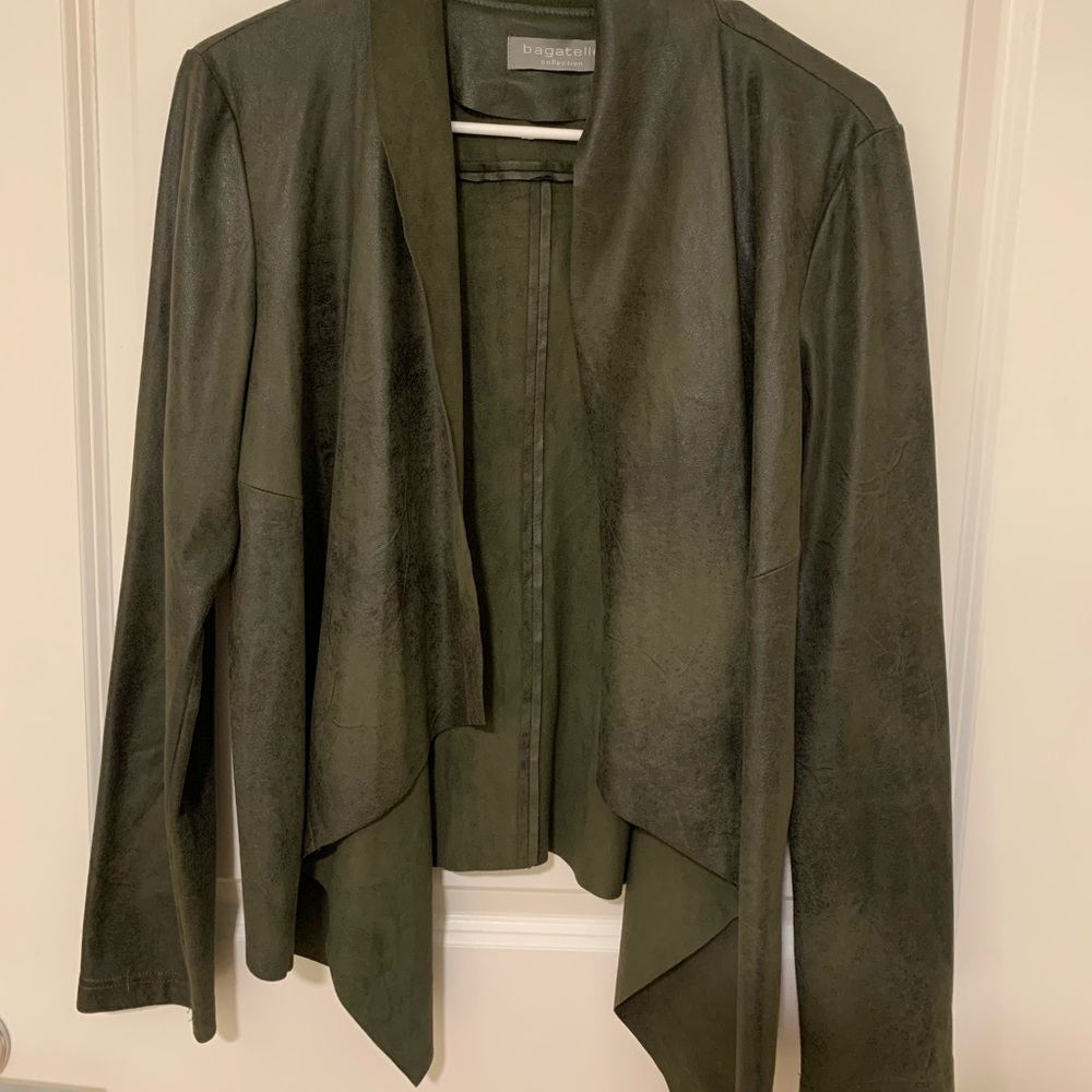 Green faux snake skin blazer (size: M)